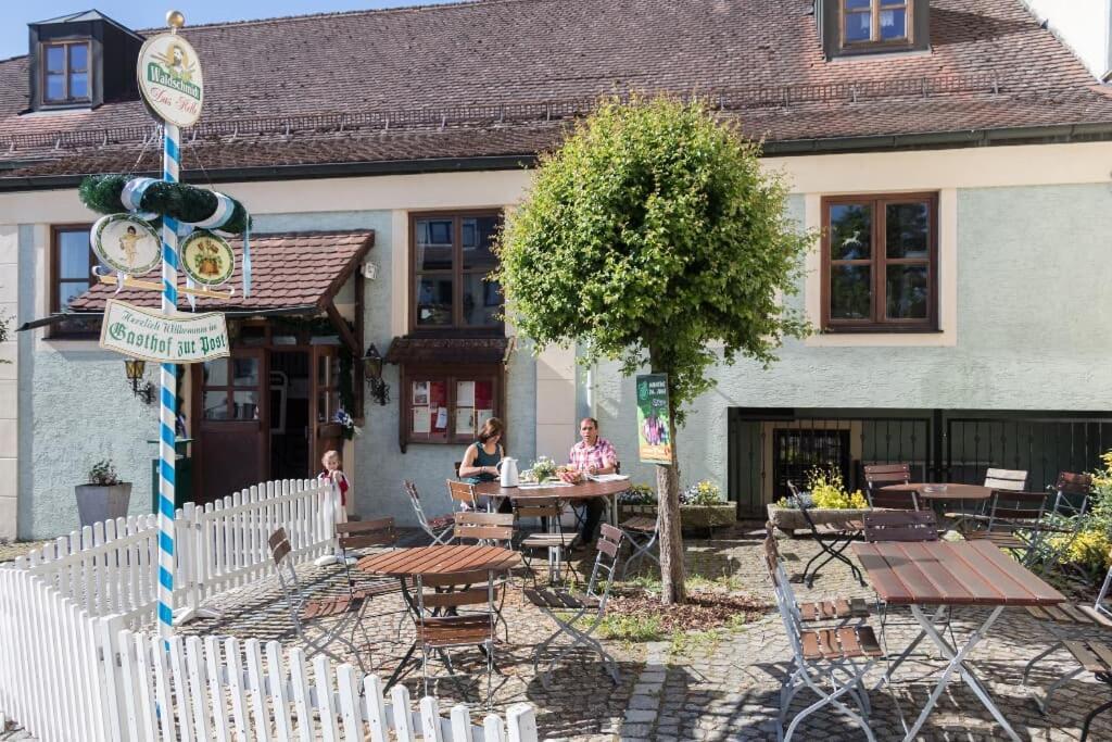 Brauereigasthof Zur Post Eschlkam 外观 照片