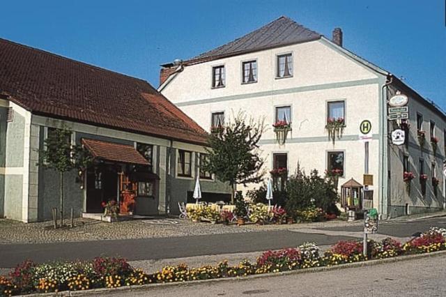 Brauereigasthof Zur Post Eschlkam 外观 照片